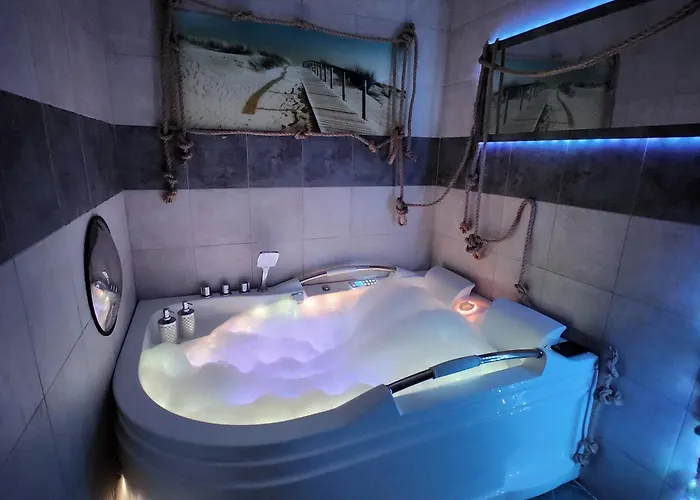 Jacuzzi & Sauna Nad Morzem Apartment *