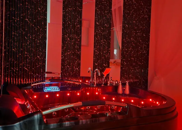 Jacuzzi & Sauna Nad Morzem Apartment