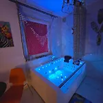 Jacuzzi & Sauna Nad Morzem Appartement *