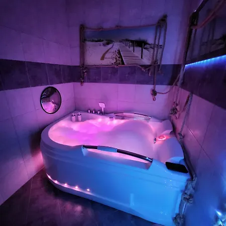 Jacuzzi & Sauna Nad Morzem