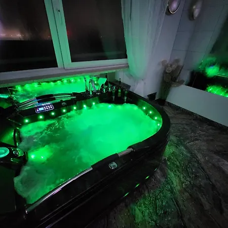 Jacuzzi & Sauna Nad Morzem *