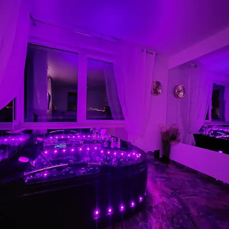 Апартаменты Jacuzzi & Sauna Nad Morzem