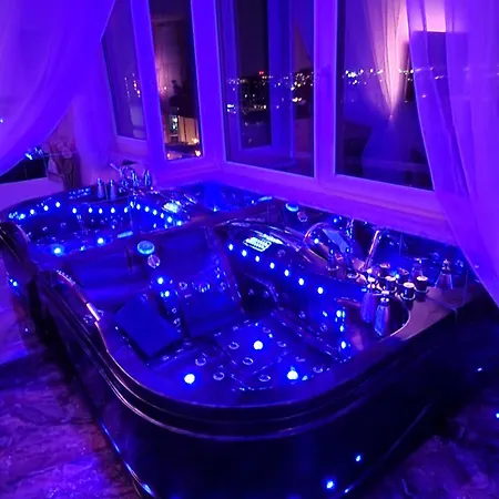 Jacuzzi & Sauna Nad Morzem 公寓