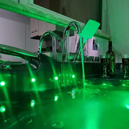 Jacuzzi & Sauna Nad Morzem