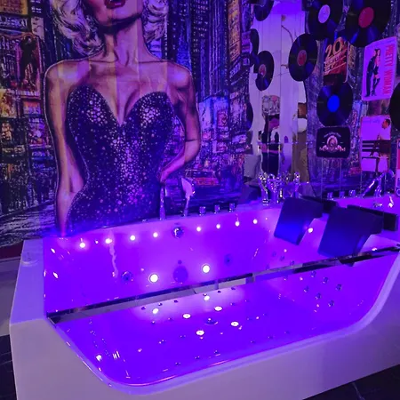 Jacuzzi & Sauna Nad Morzem Γκντανσκ