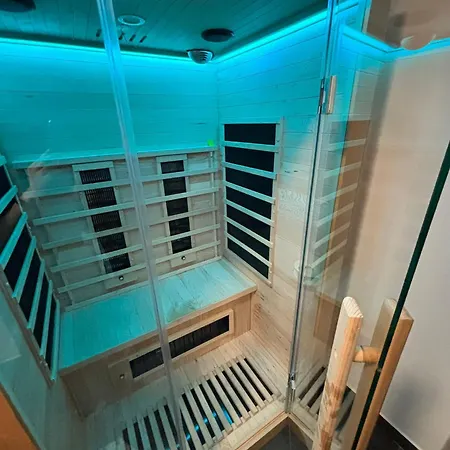 Appartamento By The Sea - Prestige With A Luxurious Jacuzzi, Sauna And An Exclusive Massage Chair Available In One Of The Apartments! Danzica