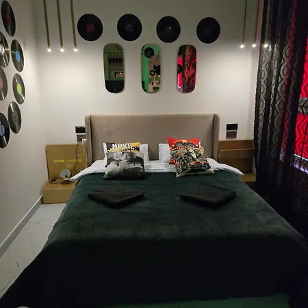 By The Sea - Prestige With A Luxurious Jacuzzi, Sauna And An Exclusive Massage Chair Available In One Of The Apartments! Appartamento Danzica