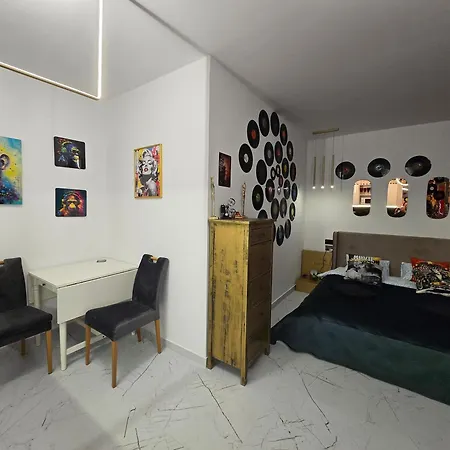 Appartamento By The Sea - Prestige With A Luxurious Jacuzzi, Sauna And An Exclusive Massage Chair Available In One Of The Apartments! *