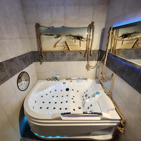 Jacuzzi & Sauna Nad Morzem