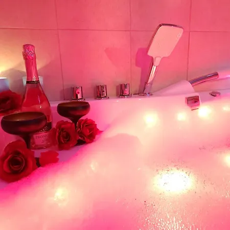 Appartamento Jacuzzi & Sauna Nad Morzem Danzica