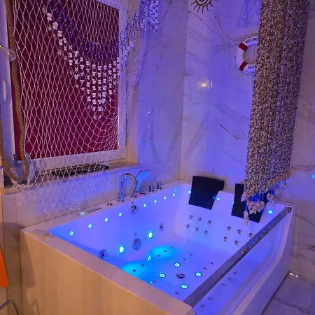 Jacuzzi & Sauna Nad Morzem Daire *