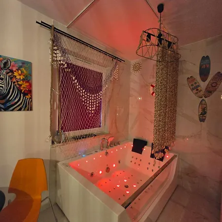 Jacuzzi & Sauna Nad Morzem