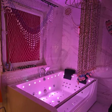 Jacuzzi & Sauna Nad Morzem Daire
